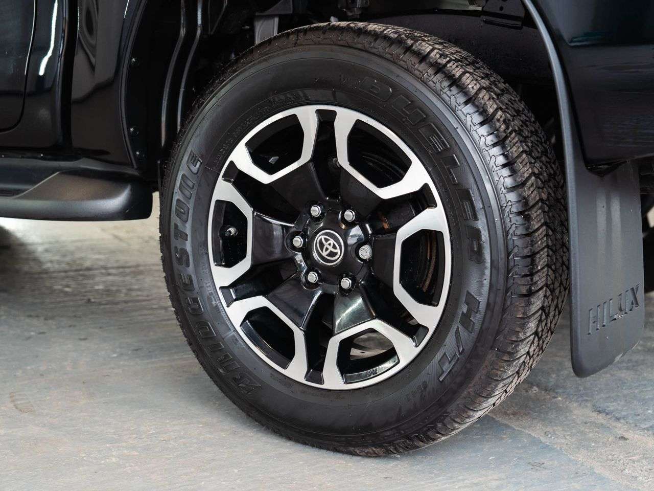 2024 TOYOTA HI-LUX 2024 TOYOTA HI-LUX