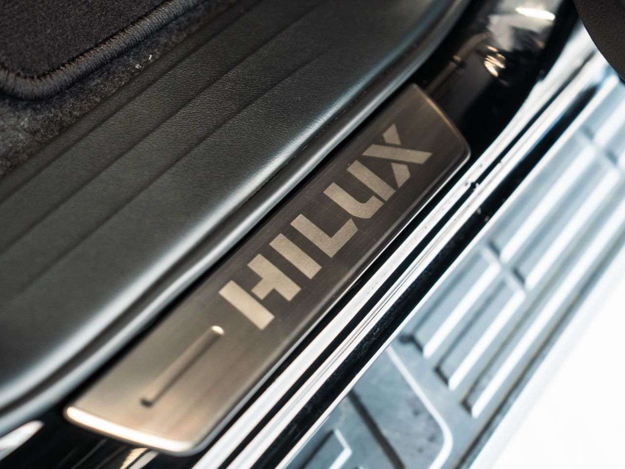 2024 TOYOTA HI-LUX 2024 TOYOTA HI-LUX