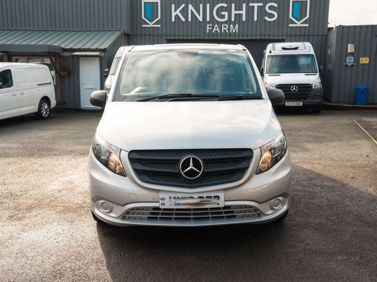 A 2019 MERCEDES-BENZ VITO 2.1 119 CDI BlueTEC SELECT Tourer Double Cab 5dr Diesel G-Tronic+ RWD L3 Eu A 2019 MERCEDES-BENZ VITO 2.1 119 CDI BlueTEC SELECT Tourer Double Cab 5dr Diesel G-Tronic+ RWD L3 Eu