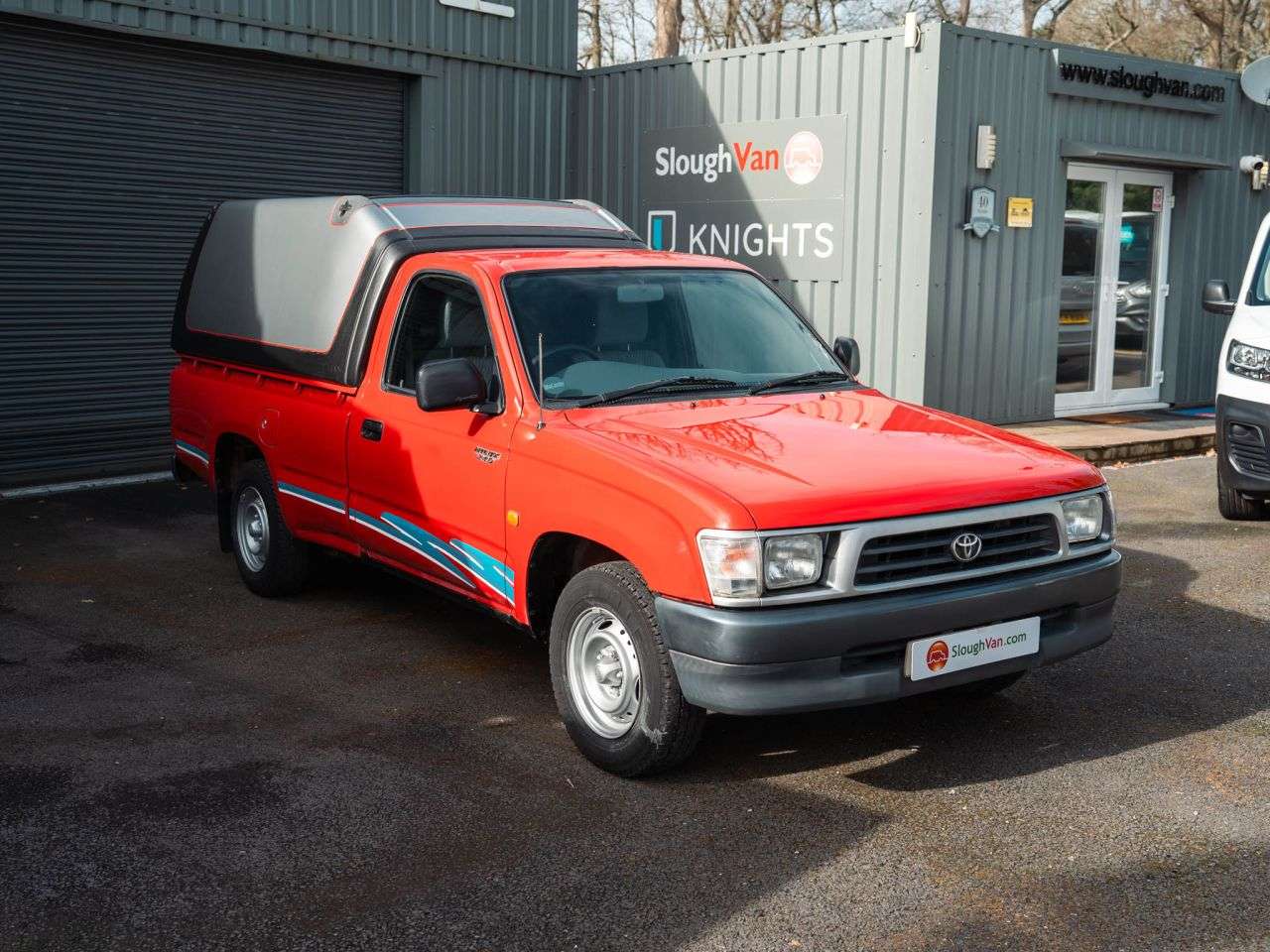 A 1998 TOYOTA HI-LUX 2.4 4X2 Pickup 2dr Diesel Manual (79 bhp) TRUCKMAN TOP, FULL HISTORY A 1998 TOYOTA HI-LUX 2.4 4X2 Pickup 2dr Diesel Manual (79 bhp) TRUCKMAN TOP, FULL HISTORY