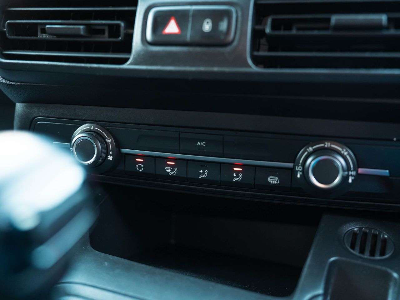 2022 PEUGEOT PARTNER 2022 PEUGEOT PARTNER