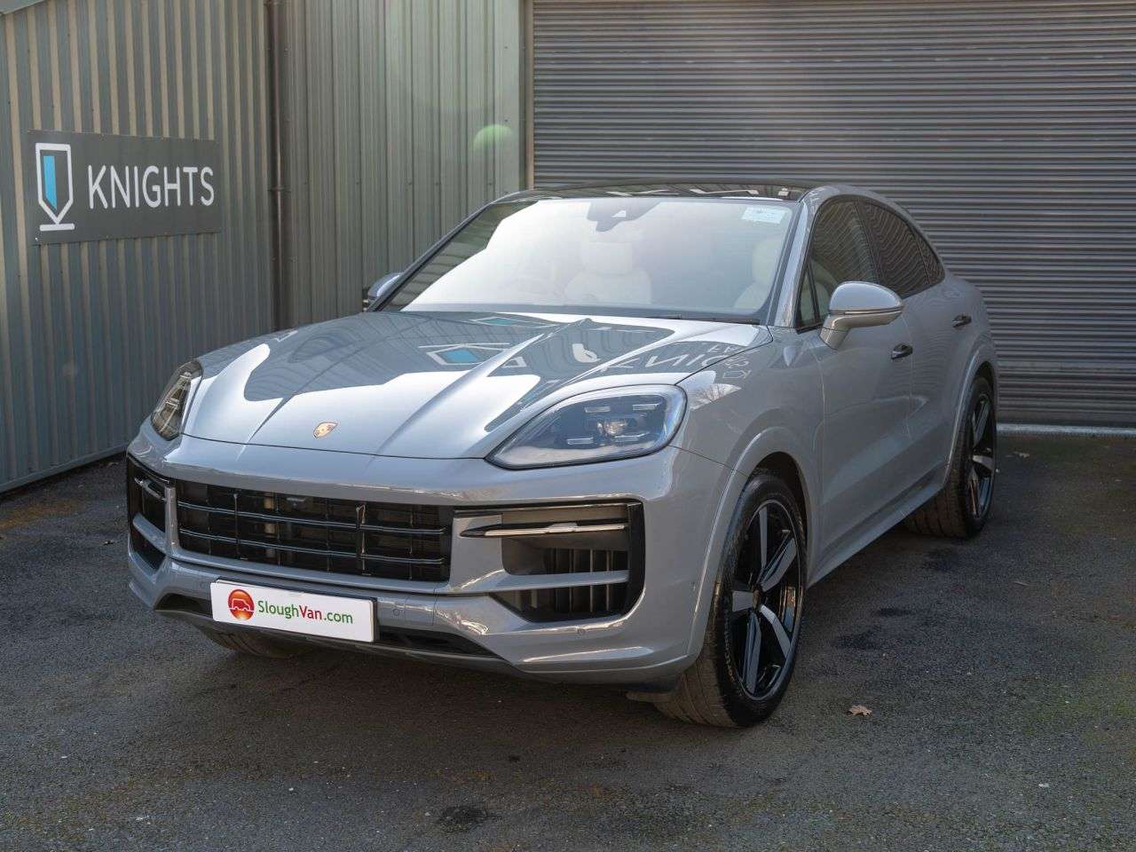 A 2023 PORSCHE CAYENNE 3.0T V6 Coupe 5dr Petrol TiptronicS 4WD Euro 6 (s/s) (353 ps) SPORT DESIGN A 2023 PORSCHE CAYENNE 3.0T V6 Coupe 5dr Petrol TiptronicS 4WD Euro 6 (s/s) (353 ps) SPORT DESIGN