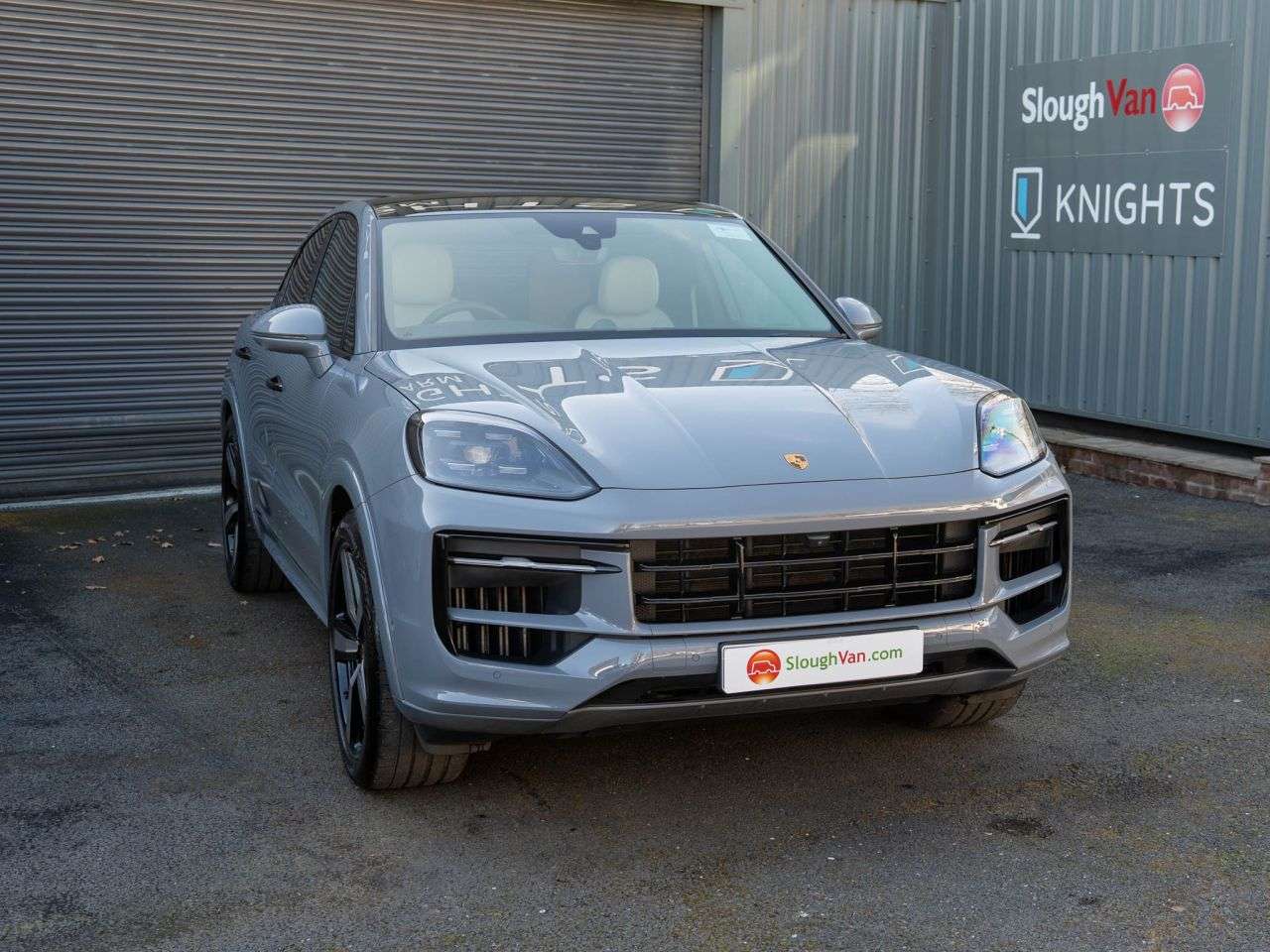 A 2023 PORSCHE CAYENNE 3.0T V6 Coupe 5dr Petrol TiptronicS 4WD Euro 6 (s/s) (353 ps) SPORT DESIGN A 2023 PORSCHE CAYENNE 3.0T V6 Coupe 5dr Petrol TiptronicS 4WD Euro 6 (s/s) (353 ps) SPORT DESIGN