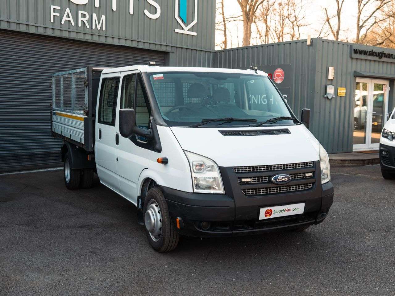 A 2014 FORD TRANSIT 2.2 TDCi 350 Chassis Cab 4dr Diesel Manual RWD L4 (DRW) (123 bhp) CAGED TIP A 2014 FORD TRANSIT 2.2 TDCi 350 Chassis Cab 4dr Diesel Manual RWD L4 (DRW) (123 bhp) CAGED TIP