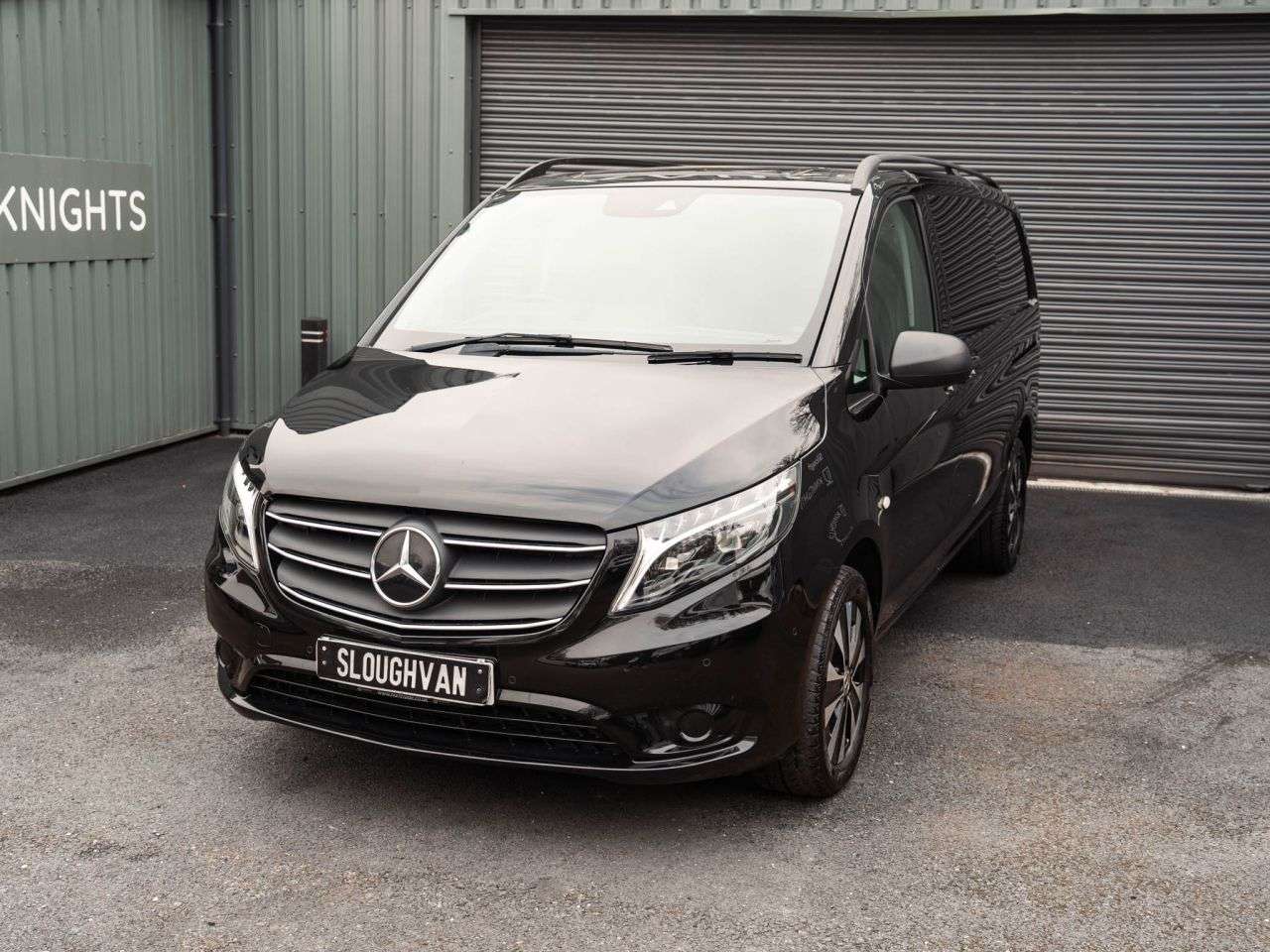 A 2024 MERCEDES-BENZ VITO 2.0 119 CDI Premium Crew Van Double Cab 5dr Diesel G-Tronic RWD L2 Euro 6 ( A 2024 MERCEDES-BENZ VITO 2.0 119 CDI Premium Crew Van Double Cab 5dr Diesel G-Tronic RWD L2 Euro 6 (
