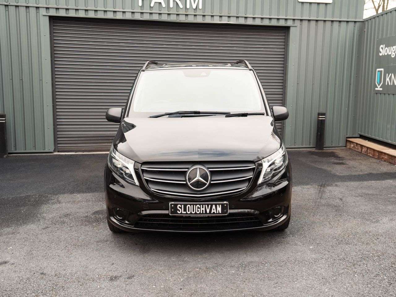 A 2024 MERCEDES-BENZ VITO 2.0 119 CDI Premium Crew Van Double Cab 5dr Diesel G-Tronic RWD L2 Euro 6 ( A 2024 MERCEDES-BENZ VITO 2.0 119 CDI Premium Crew Van Double Cab 5dr Diesel G-Tronic RWD L2 Euro 6 (