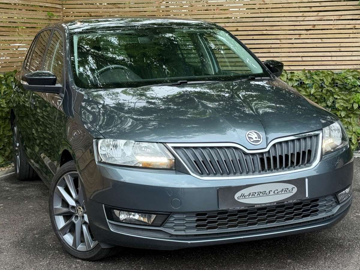 Check out this Skoda Rapid Spaceback 2018 Petrol Manual