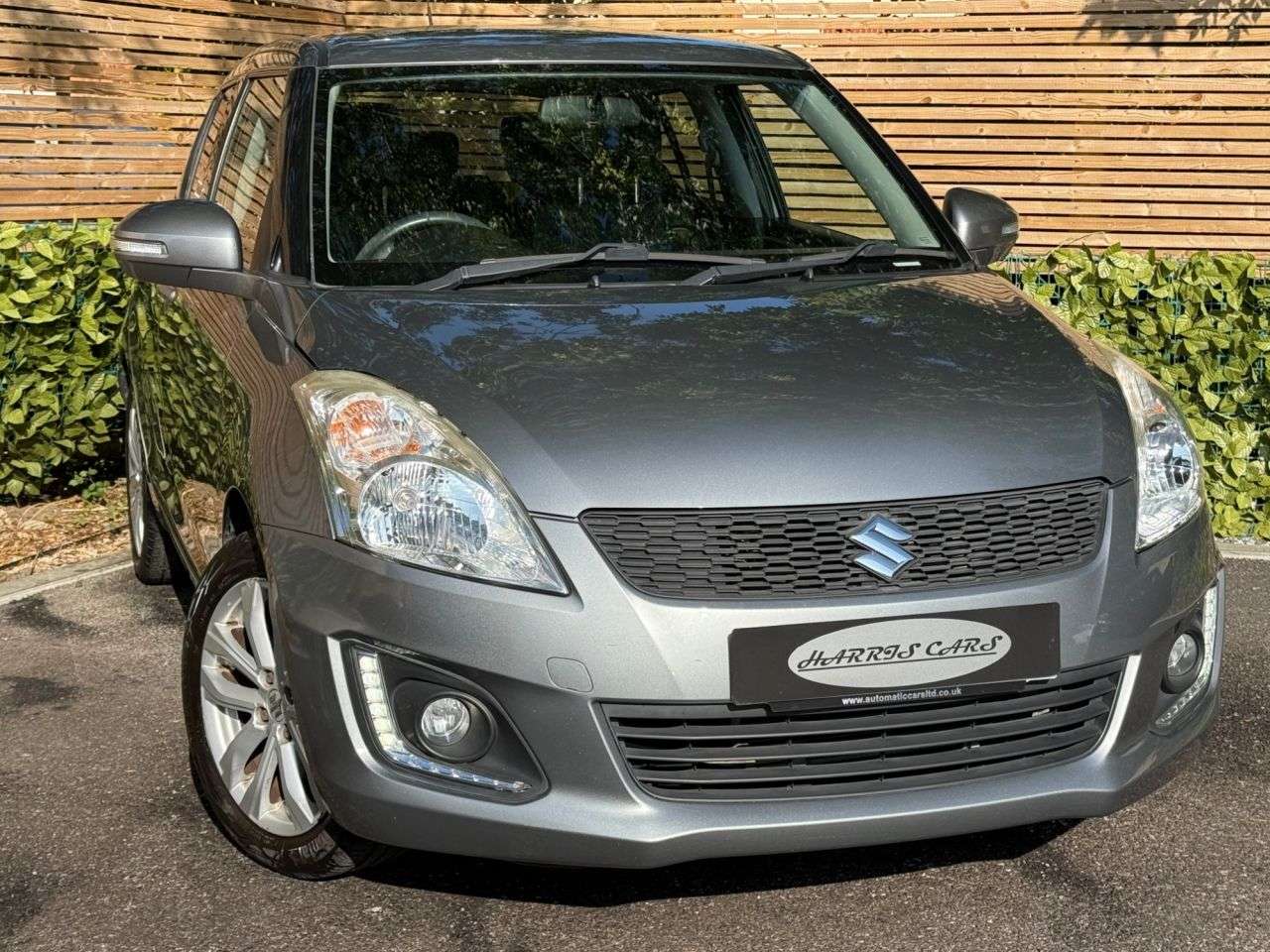 A 2015 SUZUKI SWIFT 1.2 SZ4 Hatchback 5dr Petrol Auto Euro 6 (94 ps) 12 MONTHS MOT, FRESH SERVI A 2015 SUZUKI SWIFT 1.2 SZ4 Hatchback 5dr Petrol Auto Euro 6 (94 ps) 12 MONTHS MOT, FRESH SERVI