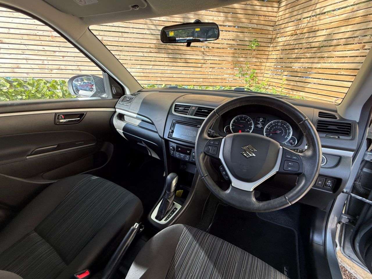 2015 SUZUKI SWIFT 2015 SUZUKI SWIFT