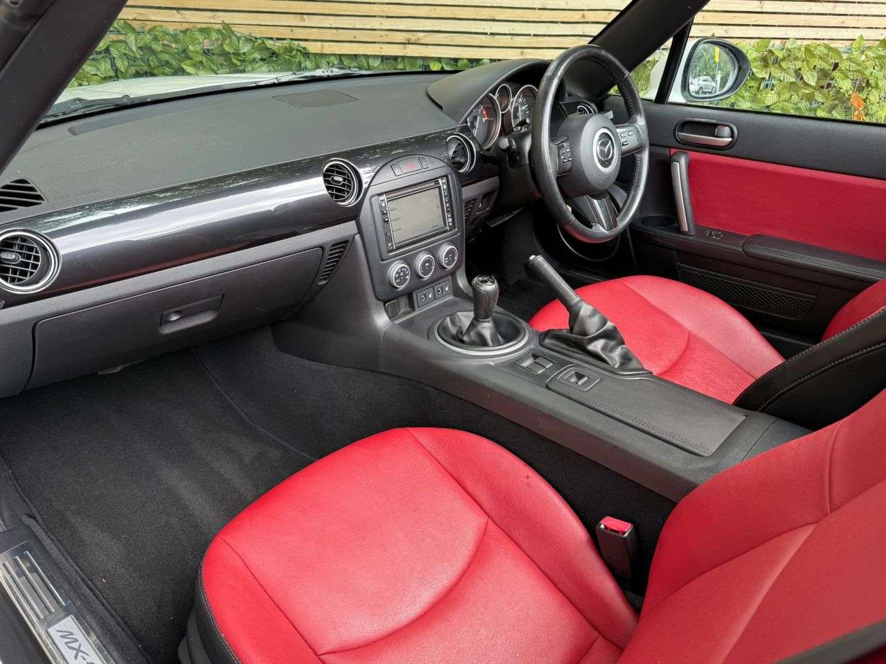 2013 MAZDA MX-5 2013 MAZDA MX-5