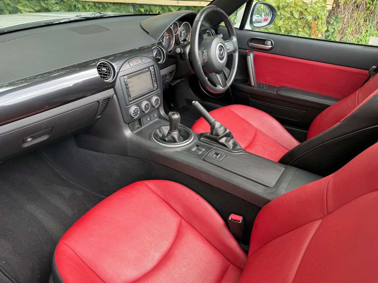 2013 MAZDA MX-5 2013 MAZDA MX-5