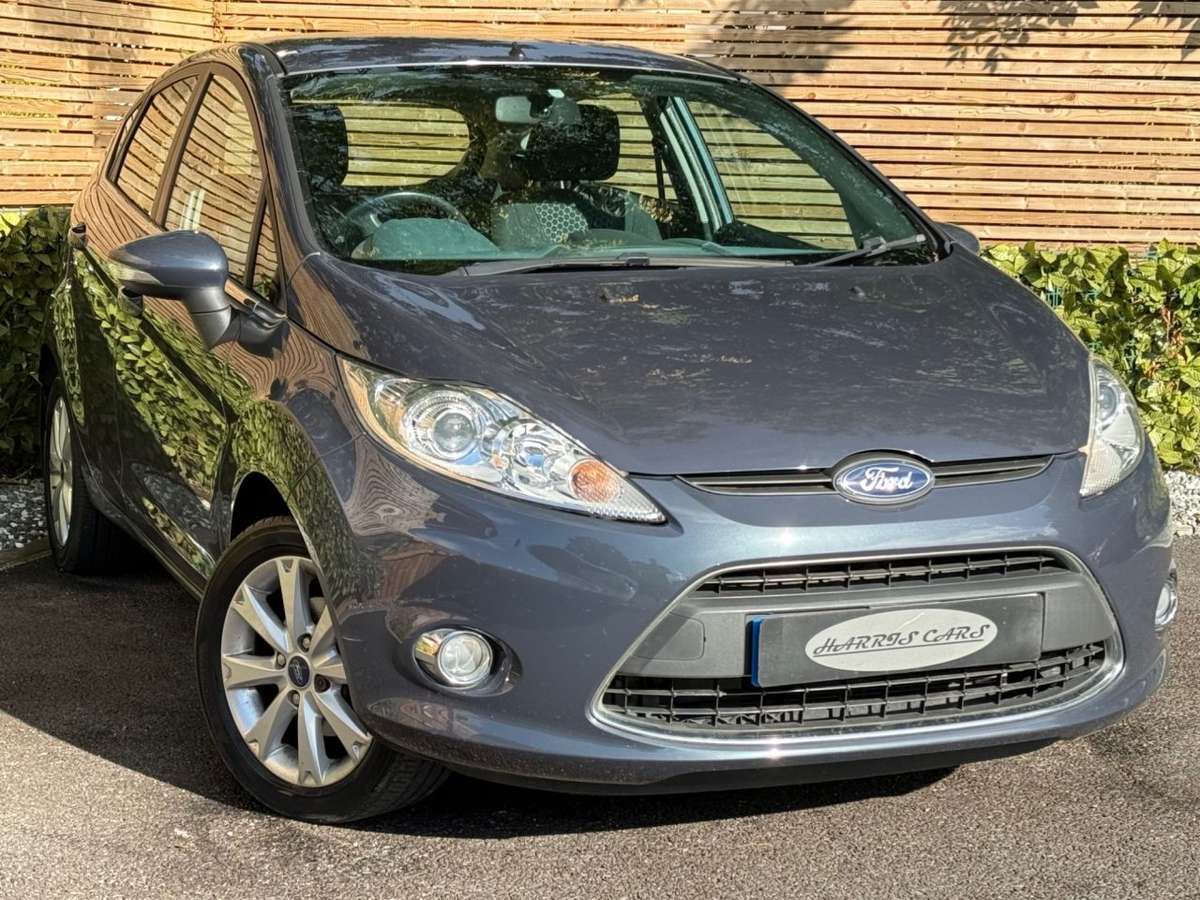 Check out this Ford Fiesta 2011 Petrol Manual