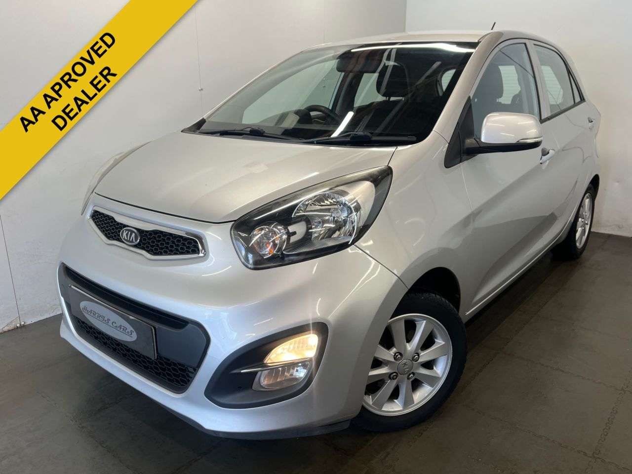 A 2014 KIA PICANTO 1.25 2 Hatchback 5dr Petrol Auto Euro 5 (84 bhp) 12 MONTHS AA, FRESH SERVIC A 2014 KIA PICANTO 1.25 2 Hatchback 5dr Petrol Auto Euro 5 (84 bhp) 12 MONTHS AA, FRESH SERVIC