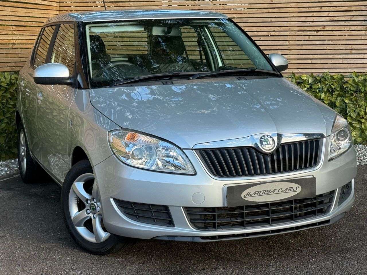 A 2010 SKODA FABIA 1.2 SE Hatchback 5dr Petrol Manual Euro 5 (69 ps) 12 MONTHS AA, FRESH SERVI A 2010 SKODA FABIA 1.2 SE Hatchback 5dr Petrol Manual Euro 5 (69 ps) 12 MONTHS AA, FRESH SERVI