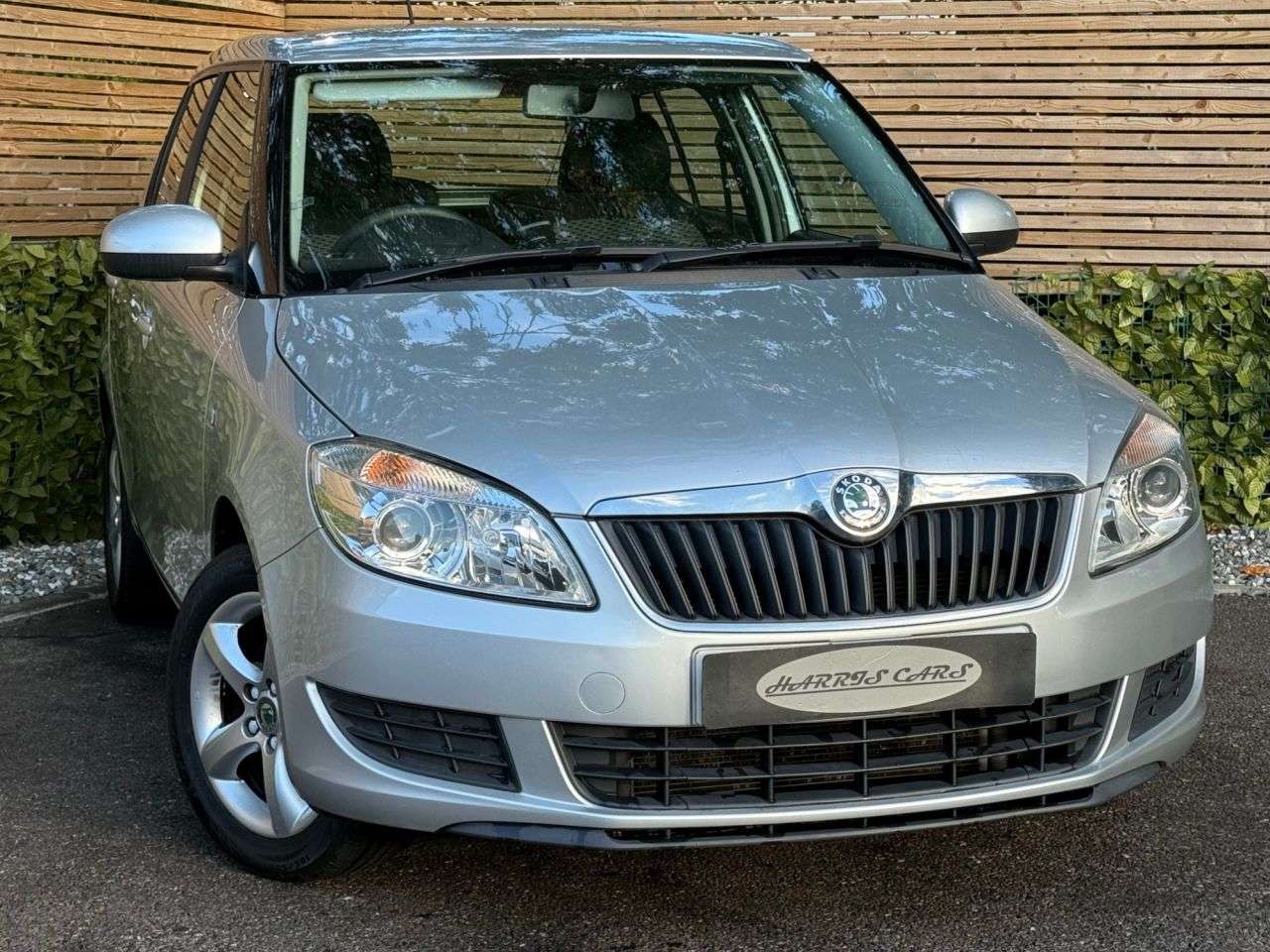 A 2010 SKODA FABIA 1.2 SE Hatchback 5dr Petrol Manual Euro 5 (69 ps) 12 MONTHS AA, FRESH SERVI A 2010 SKODA FABIA 1.2 SE Hatchback 5dr Petrol Manual Euro 5 (69 ps) 12 MONTHS AA, FRESH SERVI