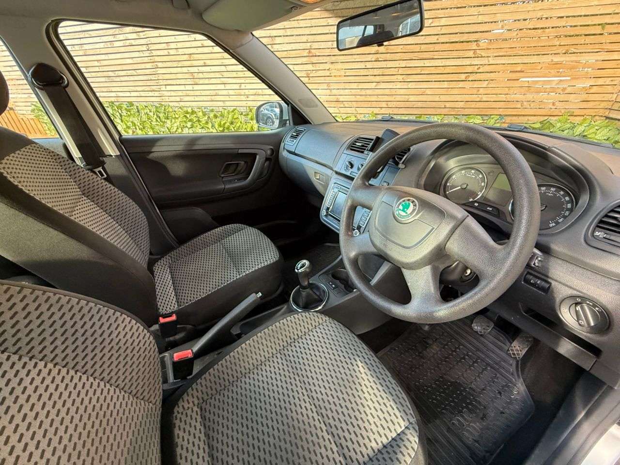 2010 SKODA FABIA 2010 SKODA FABIA