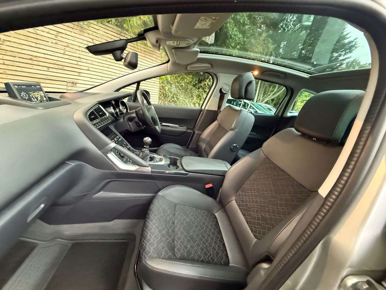 2016 PEUGEOT 3008 2016 PEUGEOT 3008