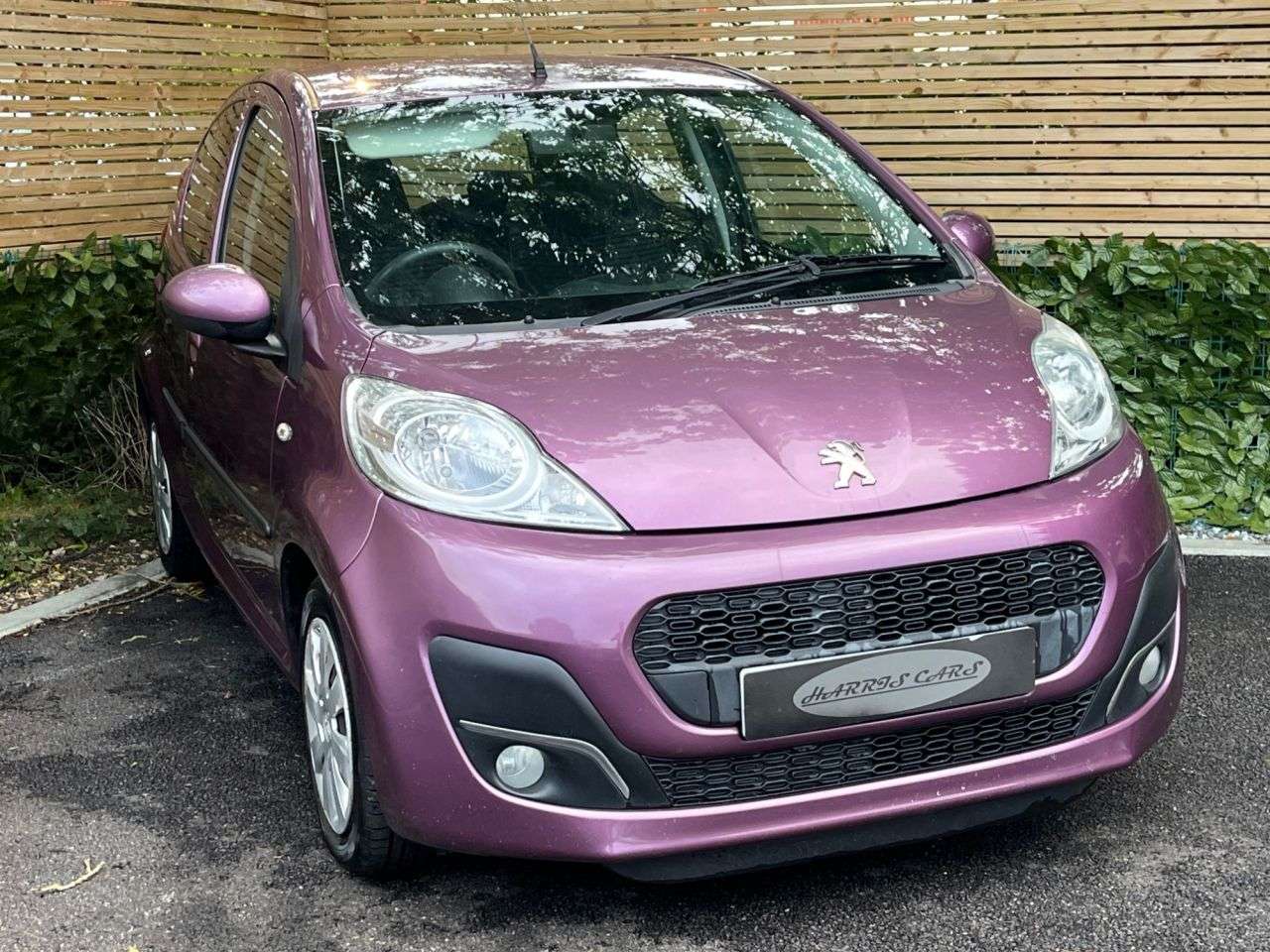 A 2013 PEUGEOT 107 1.0 12V Active Hatchback 5dr Petrol Manual Euro 5 (68 ps) 12 MONTHS AA, FRE A 2013 PEUGEOT 107 1.0 12V Active Hatchback 5dr Petrol Manual Euro 5 (68 ps) 12 MONTHS AA, FRE