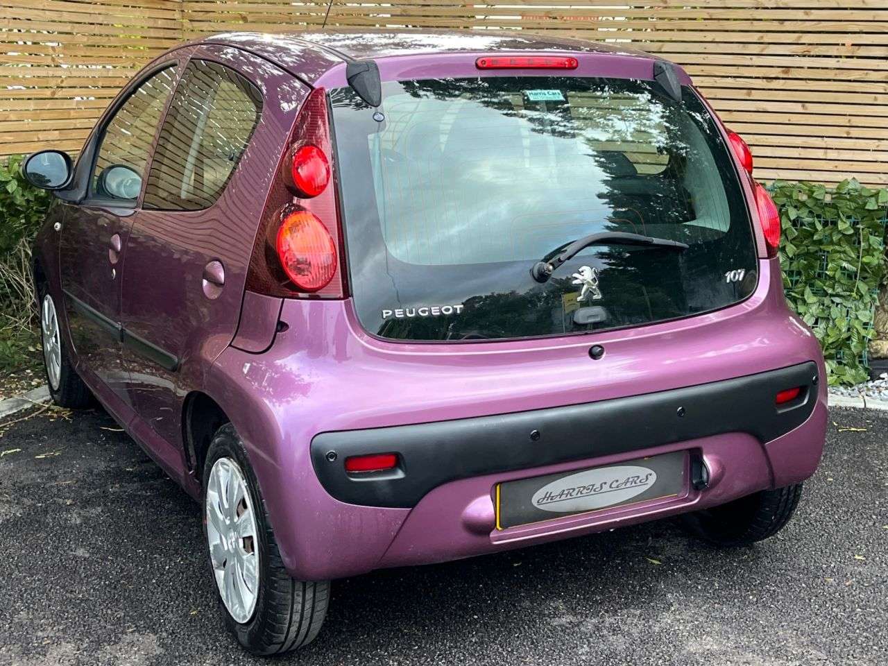 2013 PEUGEOT 107 2013 PEUGEOT 107