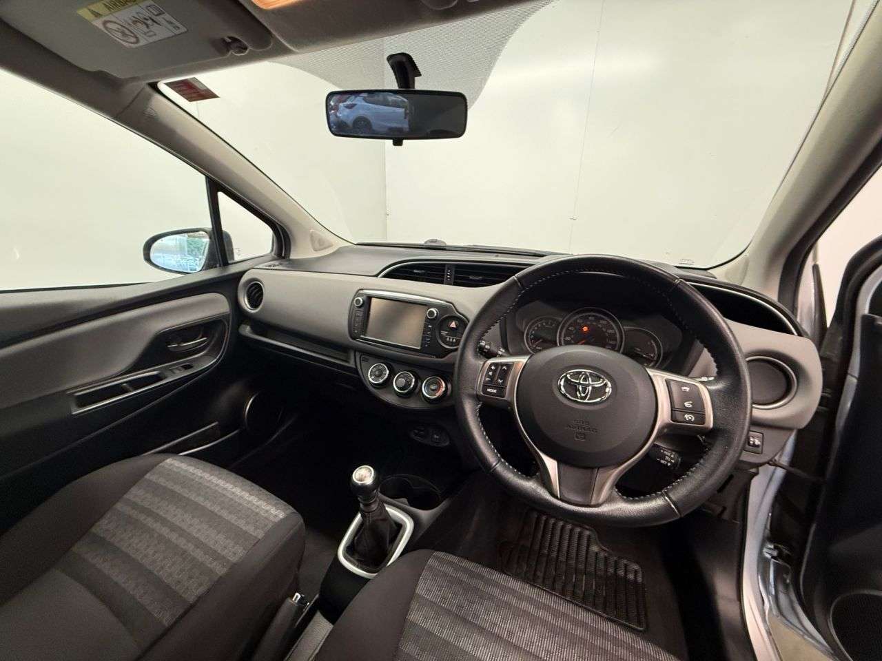 2017 TOYOTA YARIS 2017 TOYOTA YARIS