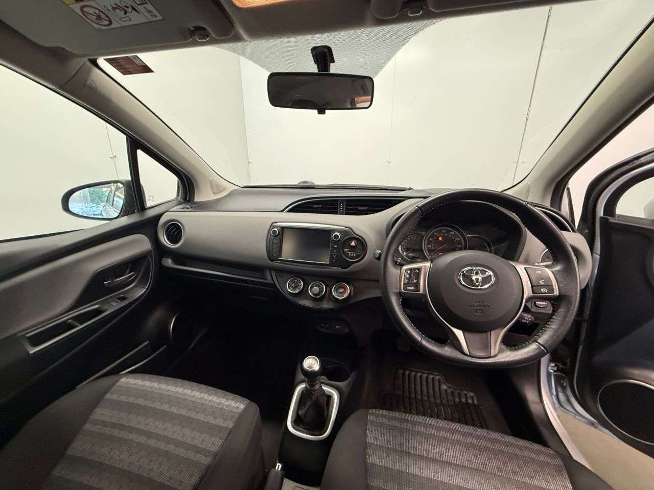 2017 TOYOTA YARIS 2017 TOYOTA YARIS