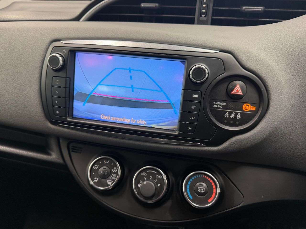 2017 TOYOTA YARIS 2017 TOYOTA YARIS