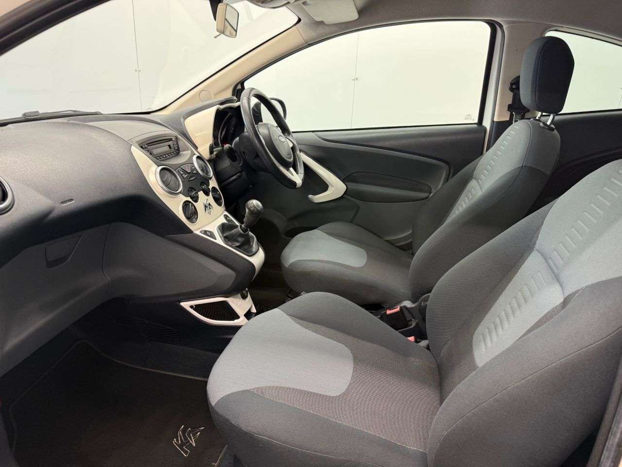 2012 FORD KA 2012 FORD KA