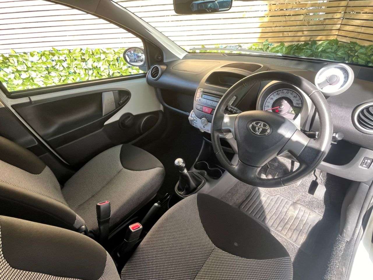 2013 TOYOTA AYGO 2013 TOYOTA AYGO