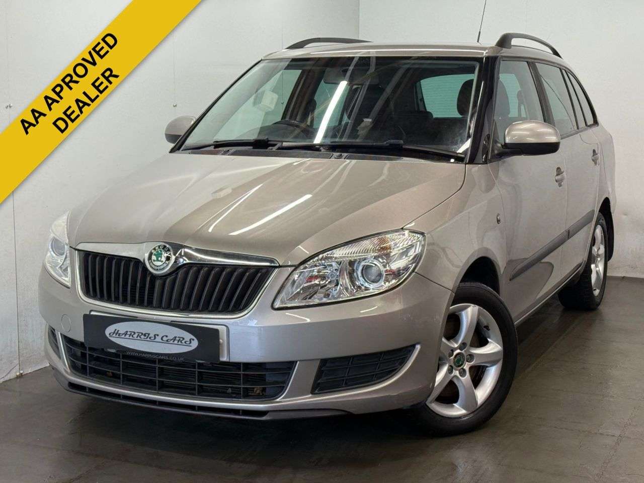 A 2010 SKODA FABIA 1.2 TSI SE Estate 5dr Petrol DSG Euro 5 (105 ps) 12 MONTHS MOT + 12 MONTHS A 2010 SKODA FABIA 1.2 TSI SE Estate 5dr Petrol DSG Euro 5 (105 ps) 12 MONTHS MOT + 12 MONTHS