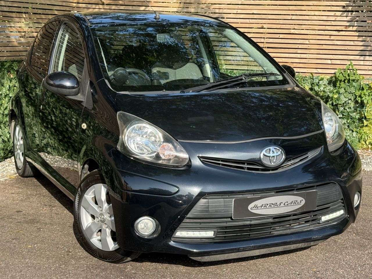 A 2013 TOYOTA AYGO 1.0 VVT-i Fire Hatchback 5dr Petrol Manual Euro 5 (67 ps) 12 MONTHS AA, FRE A 2013 TOYOTA AYGO 1.0 VVT-i Fire Hatchback 5dr Petrol Manual Euro 5 (67 ps) 12 MONTHS AA, FRE