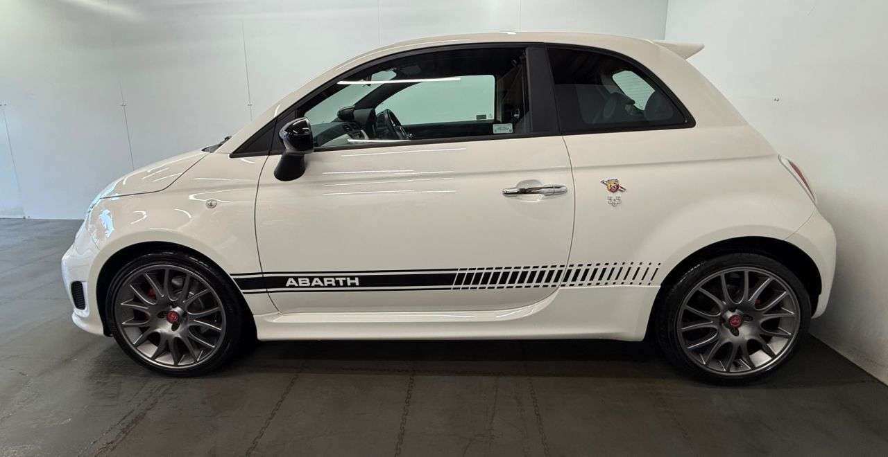 2016 ABARTH 595 2016 ABARTH 595