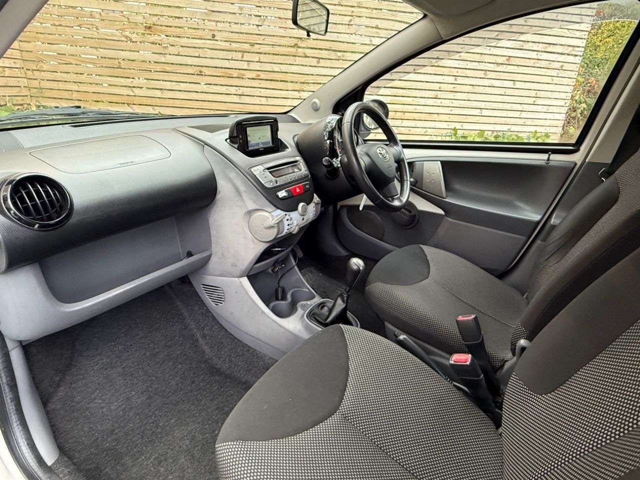 2011 TOYOTA AYGO 2011 TOYOTA AYGO