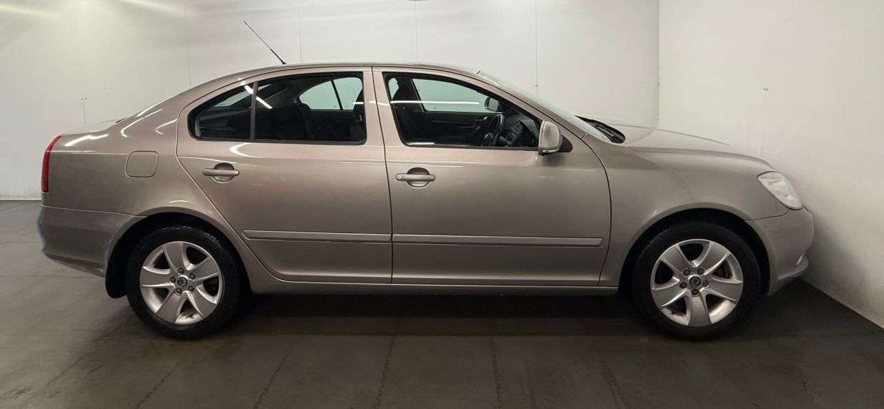 2010 SKODA OCTAVIA 2010 SKODA OCTAVIA