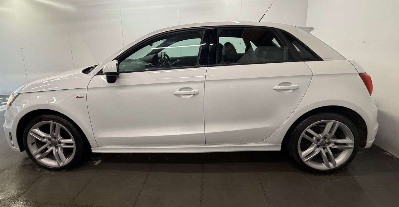 2014 AUDI A1 2014 AUDI A1