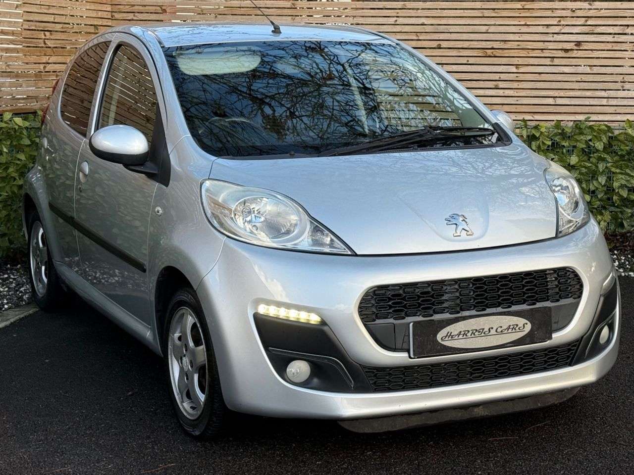 2013 PEUGEOT 107 2013 PEUGEOT 107