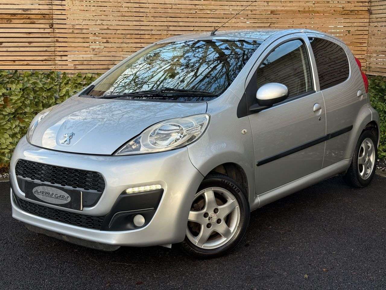 2013 PEUGEOT 107 2013 PEUGEOT 107