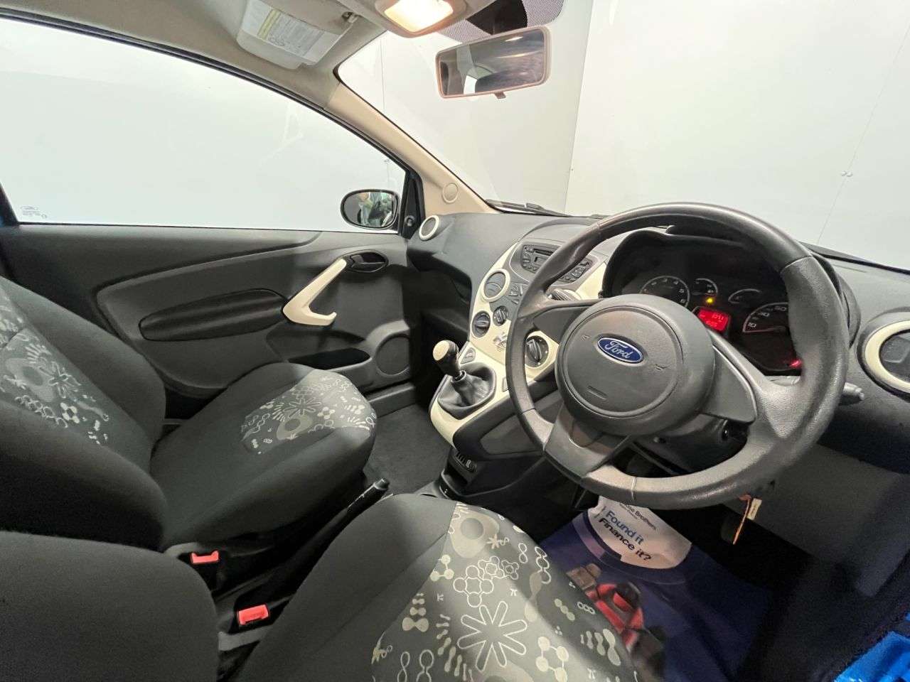 2011 FORD KA 2011 FORD KA