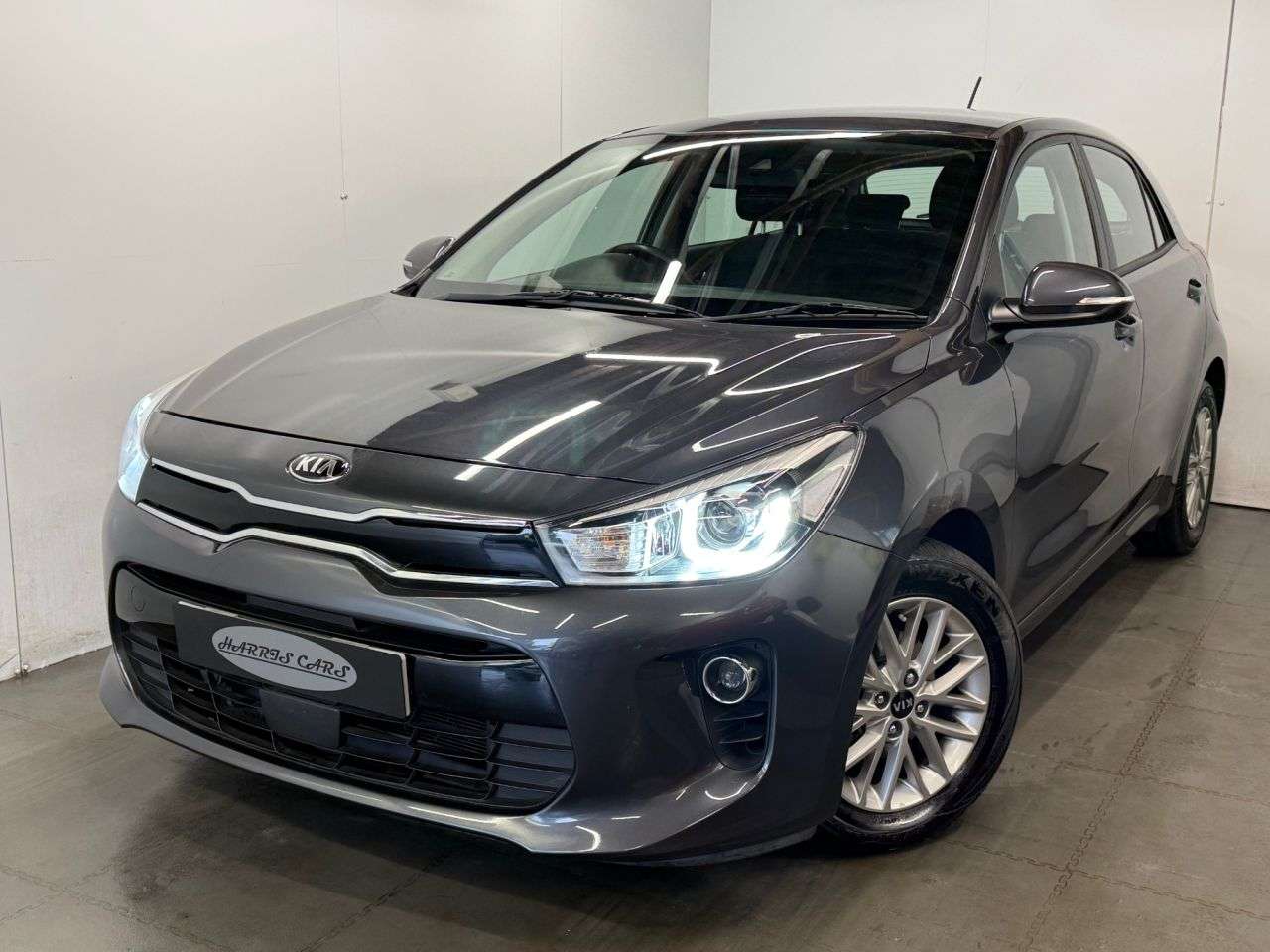 A 2017 KIA RIO 1.4 2 Hatchback 5dr Petrol Auto Euro 6 (98 bhp) 12 MONTHS AA, FRESH SERVICE A 2017 KIA RIO 1.4 2 Hatchback 5dr Petrol Auto Euro 6 (98 bhp) 12 MONTHS AA, FRESH SERVICE