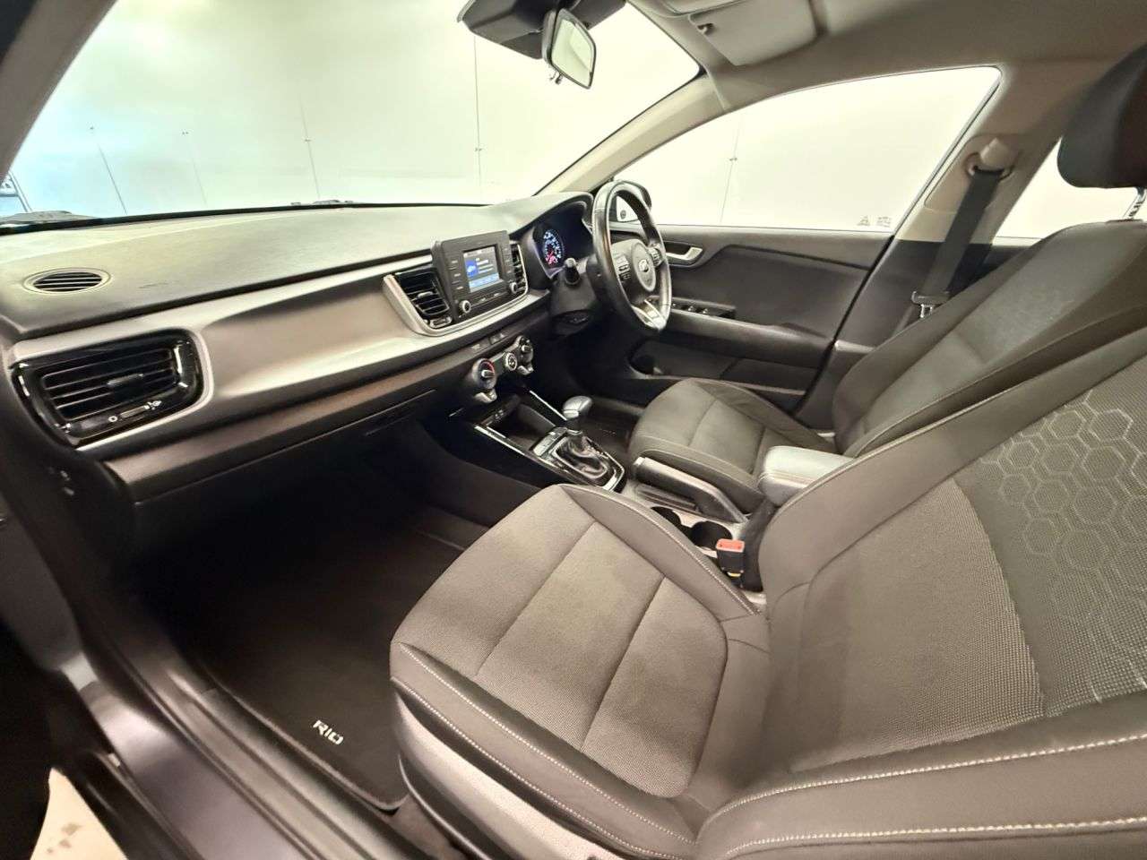 2017 KIA RIO 2017 KIA RIO