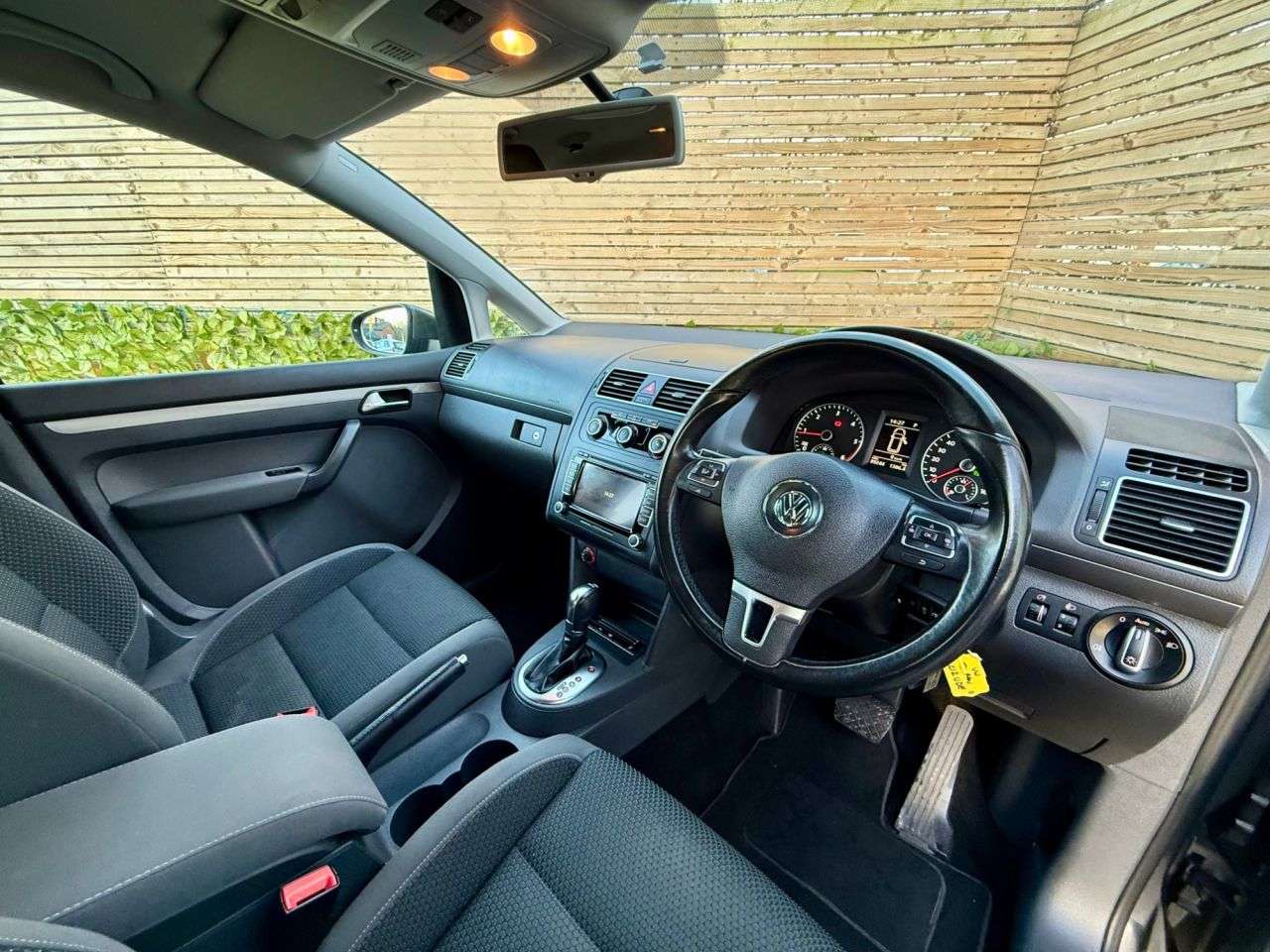 2012 VOLKSWAGEN TOURAN 2012 VOLKSWAGEN TOURAN