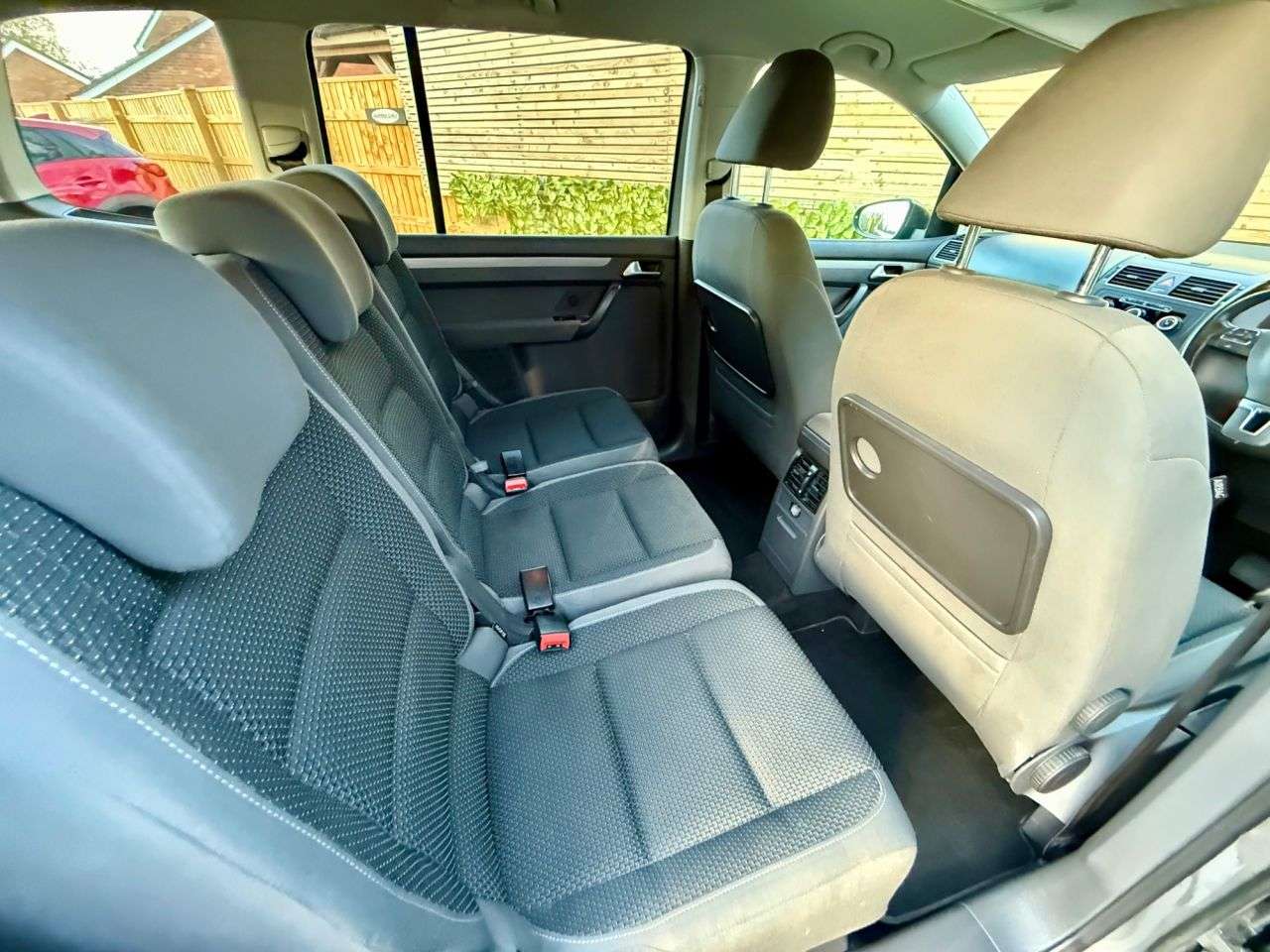 2012 VOLKSWAGEN TOURAN 2012 VOLKSWAGEN TOURAN