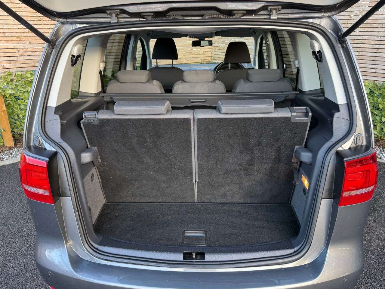 2012 VOLKSWAGEN TOURAN 2012 VOLKSWAGEN TOURAN