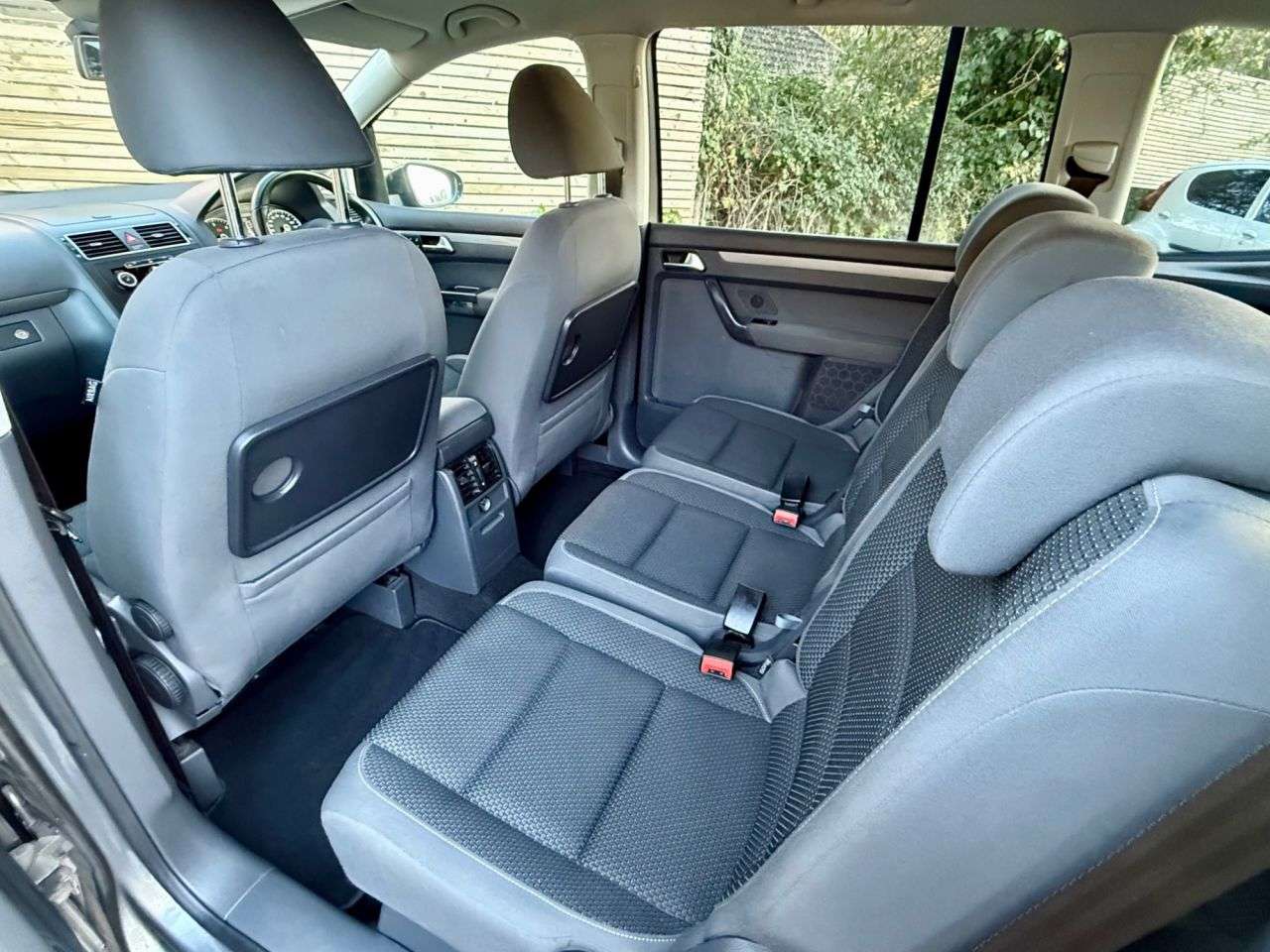 2012 VOLKSWAGEN TOURAN 2012 VOLKSWAGEN TOURAN