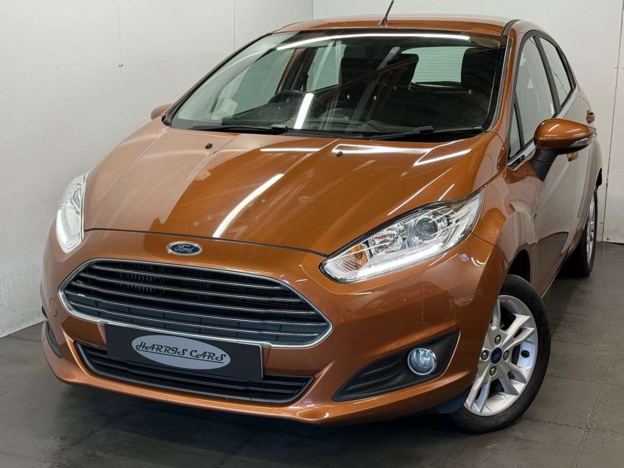 A 2016 FORD FIESTA 1.25 Zetec Hatchback 5dr Petrol Manual Euro 6 (82 ps) 12 MONTHS AA, FRESH S A 2016 FORD FIESTA 1.25 Zetec Hatchback 5dr Petrol Manual Euro 6 (82 ps) 12 MONTHS AA, FRESH S