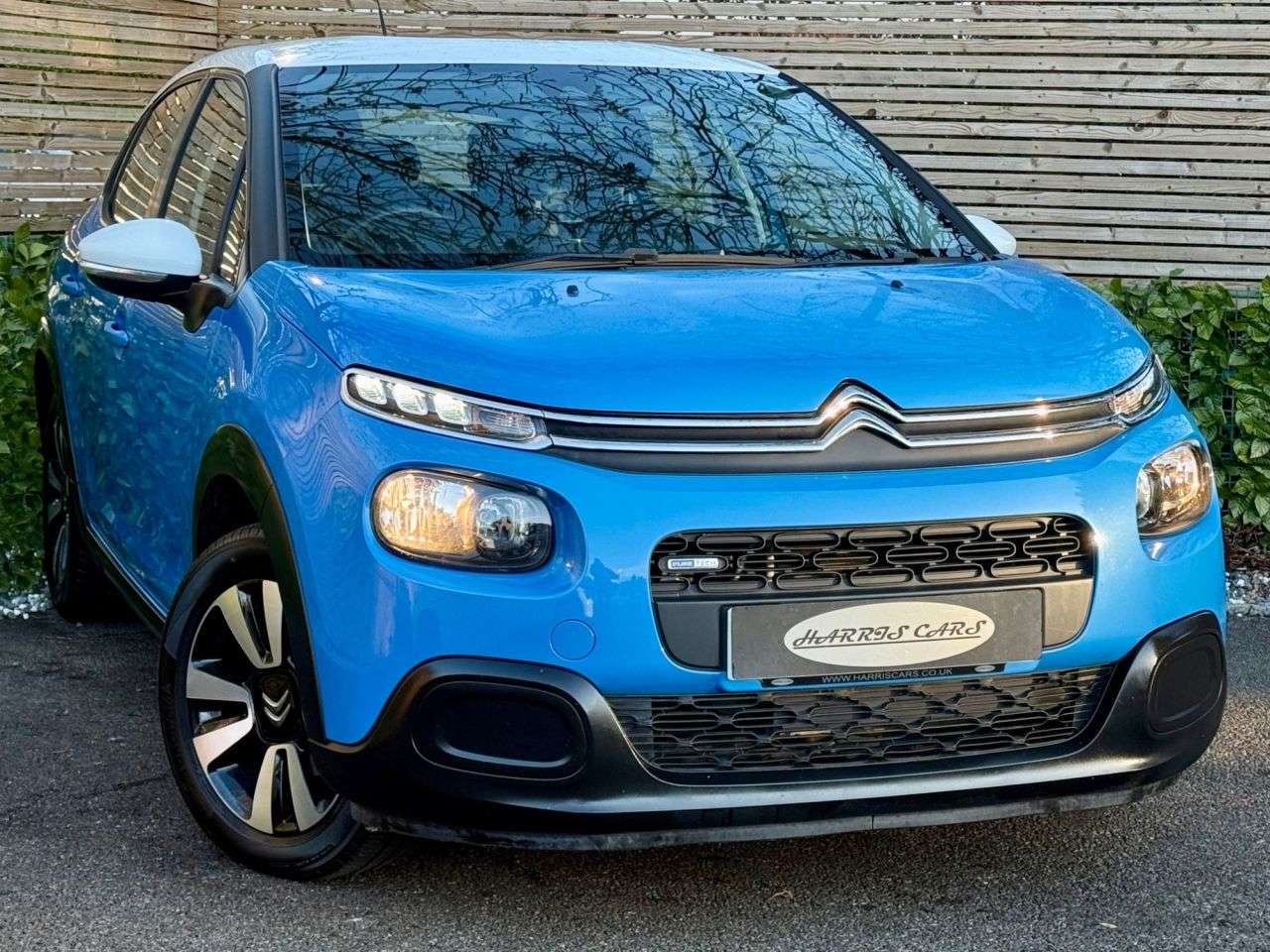 A 2017 CITROEN C3 PURETECH FEEL A 2017 CITROEN C3 PURETECH FEEL