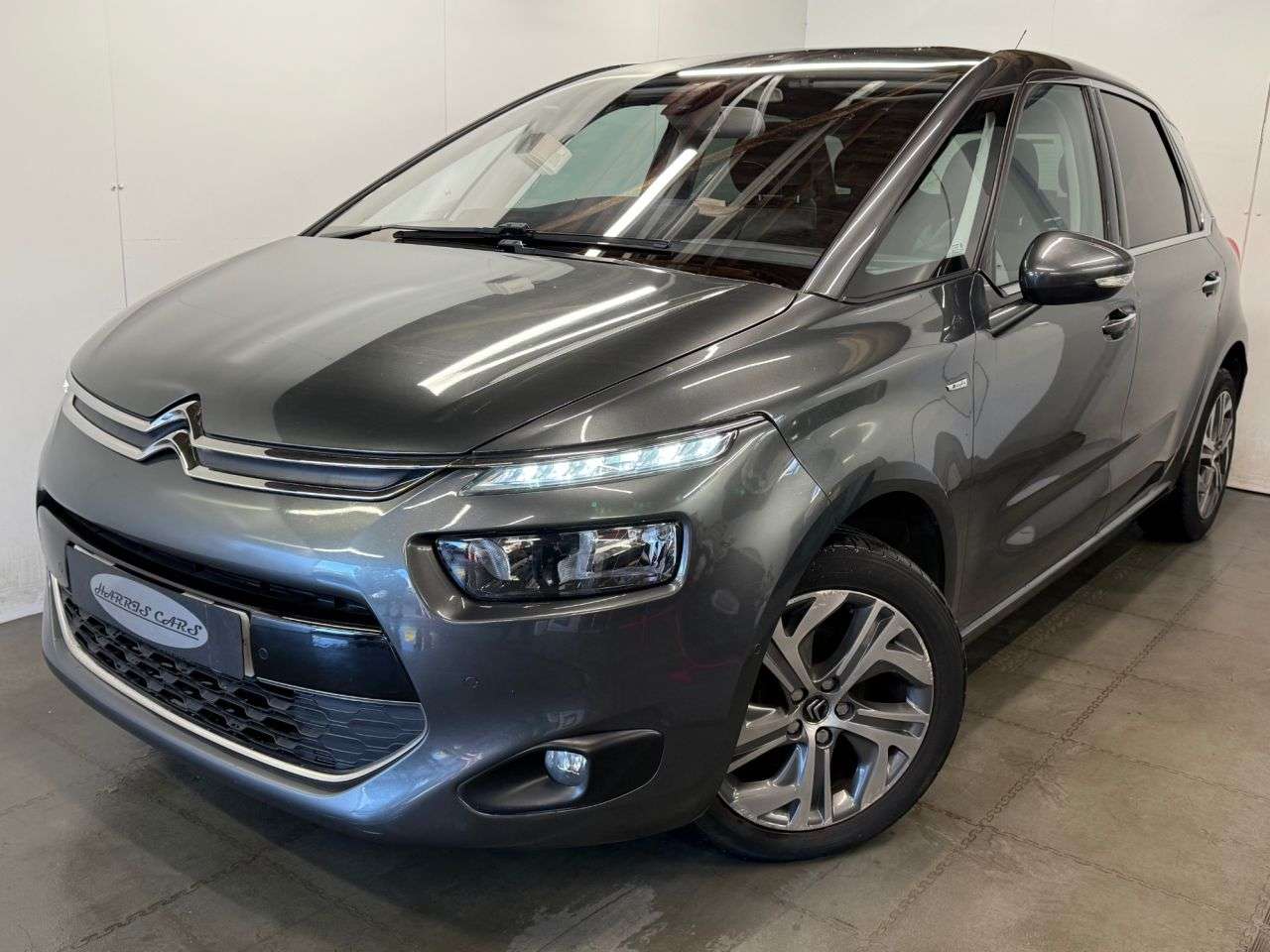 A 2016 CITROEN C4 PICASSO 1.6 BlueHDi Exclusive+ MPV 5dr Diesel EAT6 Euro 6 (s/s) (120 ps) 12 MONTHS A 2016 CITROEN C4 PICASSO 1.6 BlueHDi Exclusive+ MPV 5dr Diesel EAT6 Euro 6 (s/s) (120 ps) 12 MONTHS