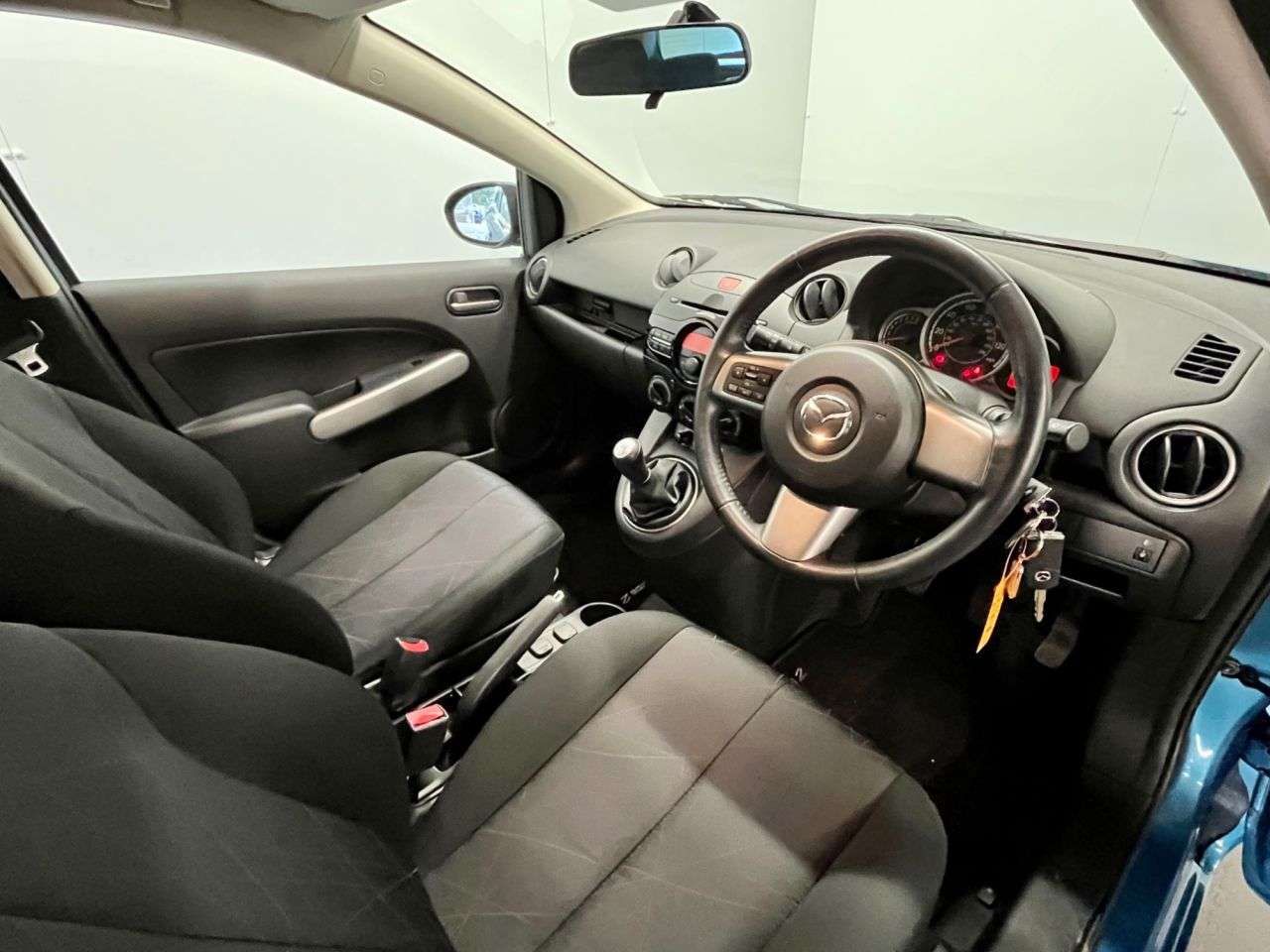 2012 MAZDA MAZDA2 2012 MAZDA MAZDA2