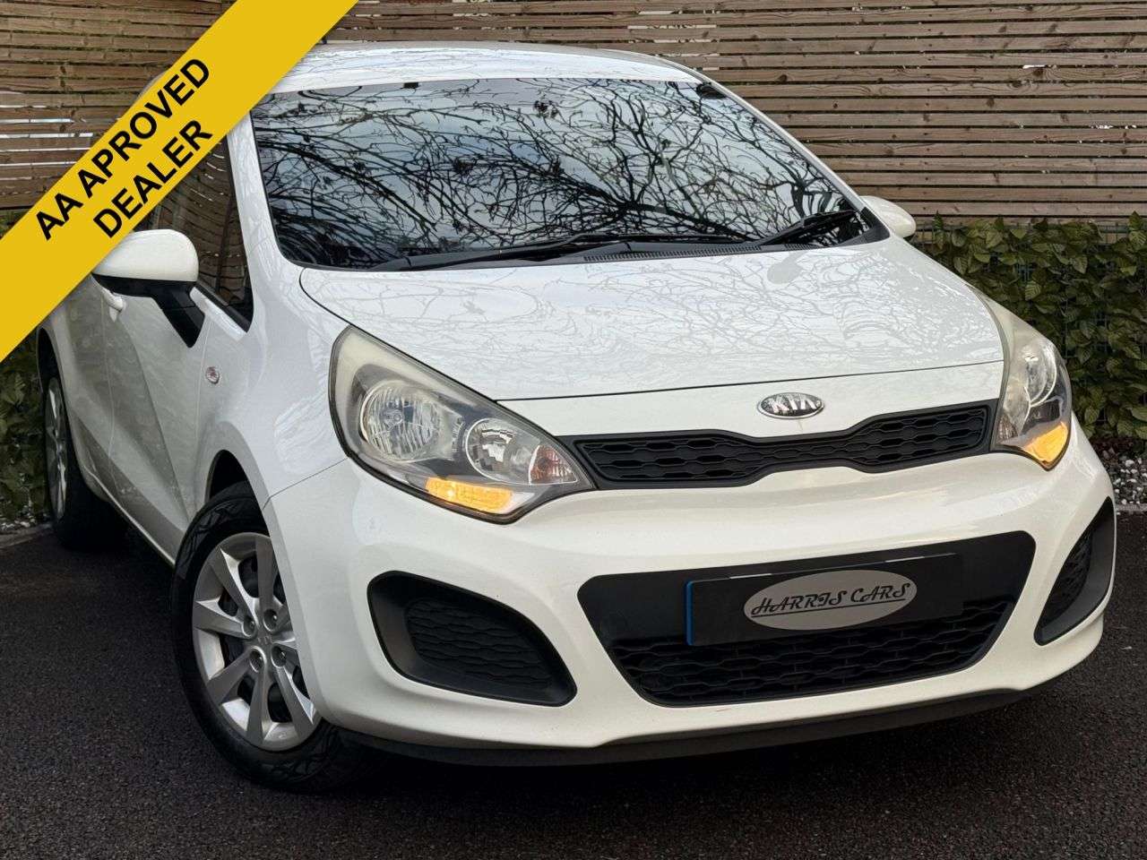 A 2013 KIA RIO 1.25 1 Hatchback 5dr Petrol Manual Euro 5 (84 bhp) 12 MONTHS AA, FRESH SERV A 2013 KIA RIO 1.25 1 Hatchback 5dr Petrol Manual Euro 5 (84 bhp) 12 MONTHS AA, FRESH SERV