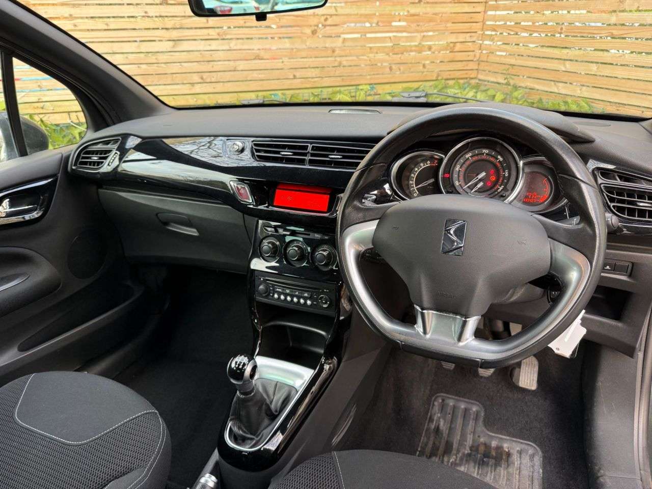 2011 CITROEN DS3 2011 CITROEN DS3