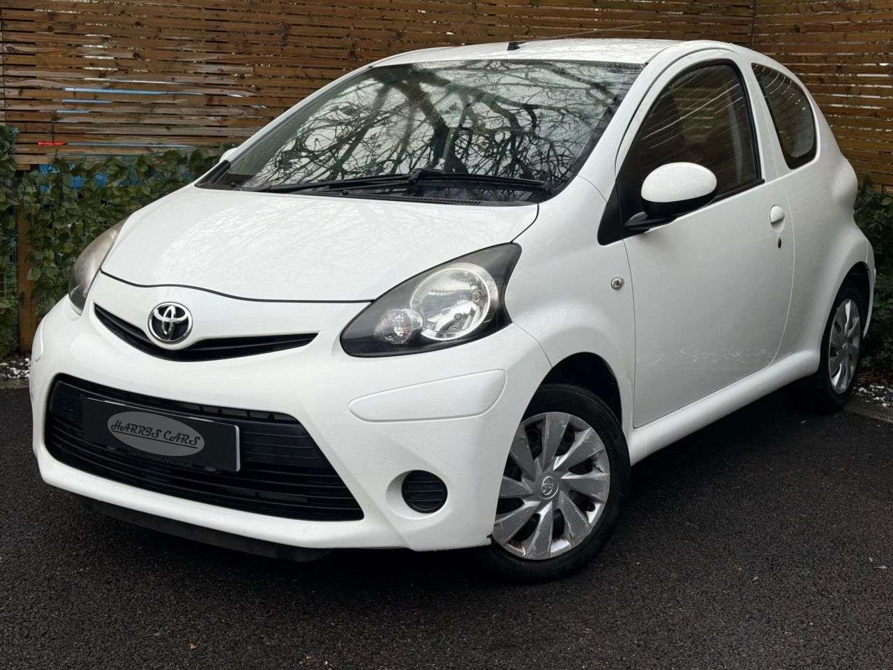 A 2013 TOYOTA AYGO 1.0 VVT-i Ice Hatchback 3dr Petrol Manual Euro 5 (67 ps) 12 MONTHS AA, FRES A 2013 TOYOTA AYGO 1.0 VVT-i Ice Hatchback 3dr Petrol Manual Euro 5 (67 ps) 12 MONTHS AA, FRES